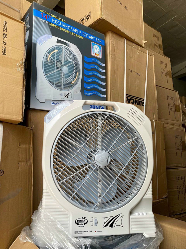 Quạt tích điện (2 pin) cao cấp Sunca