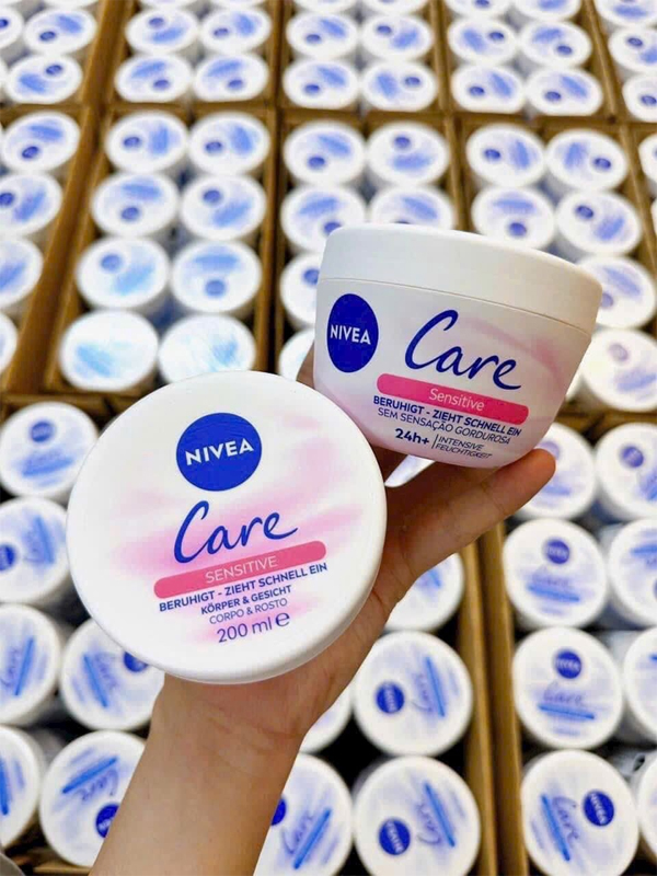 Kem dưỡng ẩm Nivea  Đức 200ml -  Hồng  (Da nhạy cảm)